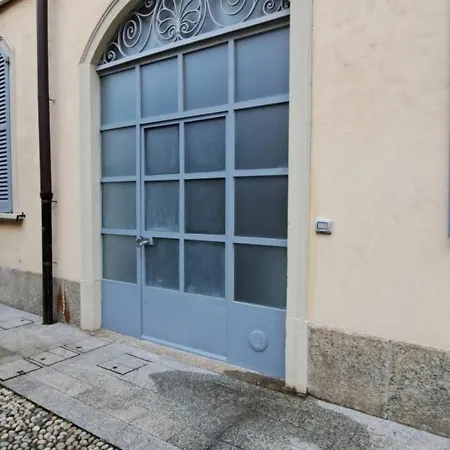 Loft Volta64 كومو